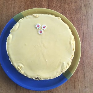 toorjuustukook-banaaniglasuuriga